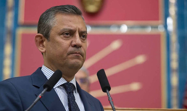 Özgür Özel'den Sığınmacı Açıklaması: Erdoğan'ın, 'Kalmak İsteyenlerin Başımızın Üstünde Yeri Var' Yaklaşımını Reddediyorum