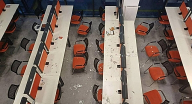 YTÜ’de 9 Ay Önce Açılan Kütüphanede Çalışma Masalarının Üzerine Tavan Parçaları Düştü