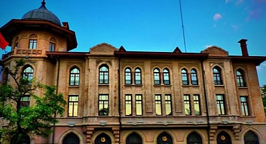 Yunus Emre Vakfı Hakkında 'Naylon Fatura' Soruşturması