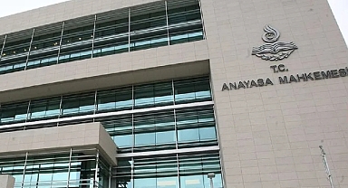 AYM, Örgüt Üyesi Olmadan Örgüt Adına Suç İşleyenlere Örgüt Üyesi Gibi Ceza Verilmesine İlişkin Kanun İptal Etti