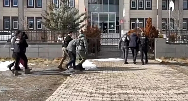 Bitlis'te 3 İranlının Mide ve Bağırsaklarından 91 Paket Uyuşturucu Madde Çıkarıldı