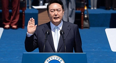 Güney Kore'de Görevden Azledilen Devlet Başkanı Yoon Gözaltına Alındı