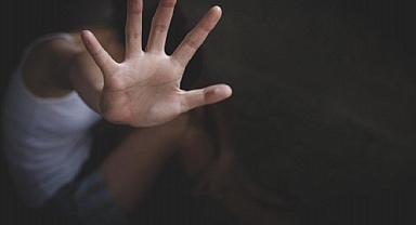 İran'da 6 Yaşındaki Kız Çocuğunun Ölümü Üzerine Çocuk Hakları İhlali Tartışmaları Yeniden Gündeme Geldi