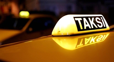 İstanbul'da Bir Taksici Grubunun Kadın Müşterileri Bayıltarak Taciz Ettiği ve Görüntüleri Whatsapp Gruplarında Paylaştığı İddia Edildi