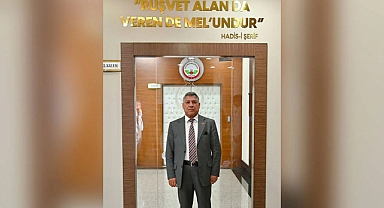 Kapısına 'Rüşvet Alan da Veren de Melundur' Yazdıran YRP'Lİ Başkan'ın Oğluna Rüşvet Suçlaması