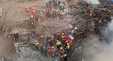 Konya'da Çöken Binanın Enkazında Aranan İki Kişiden Birinin Cansız Bedenine Ulaşıldı