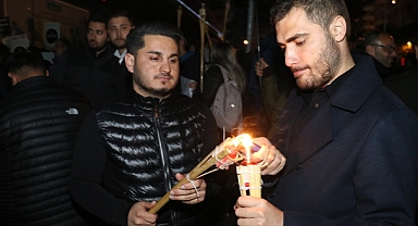 Adana'da 6 Şubat Depremlerinde Yaşamını Yitirenler Yürüyüşle Anıldı