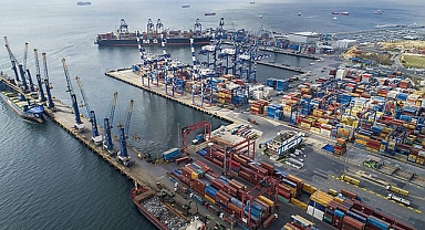 Dış Ticaret Açığı Ocak Ayında Yüzde 21 Arttı: Yerli ve Milli AKP, Uygurların Emeğinin Sömürülmesiyle Üretilen Çin Ürünlerini Türkiye'ye Doldurdu
