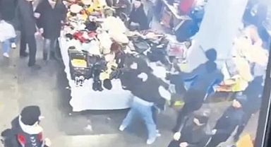  Kadıköy'de Bıçaklı Saldırıya Uğrayan Ünlü İtalyan Şefin Oğlu Hayatını Kaybetti