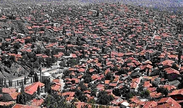 Toplum Çalışmaları Enstitüsü, 6 Şubat Depremlerinin Yıldönümünde 'Türkiye'nin Kentleşme Raporu'nu Yayımladı