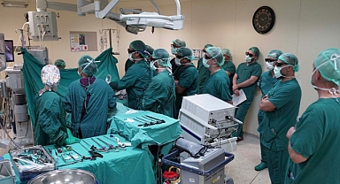 Türkiye'nin İlk Medikal Yapay Zeka Modeli: SağlıkGPT Geliyor