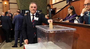 CHP'li Nuri Aslan İBB Başkanvekili Seçildi