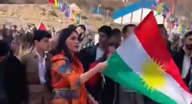 Kürtçü DEM Parti Milletvekili Nevruz Uysal, Şırnak'ta Sözde Kürdistan Bayrağıyla Halay Çekti