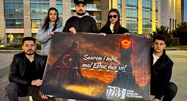 1283 Türk Gençlik Platformu, Çağlayan'da 'Elfçe' Bir Pankart Açtı
