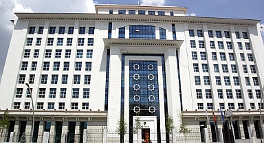 AKP Genel Merkezi'nde Bir Polis İntihar Etti