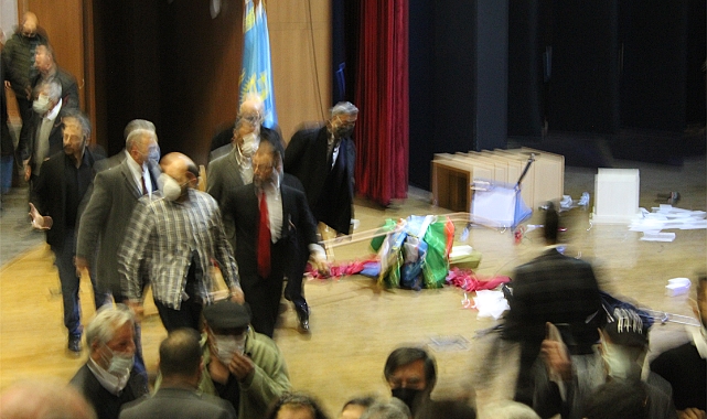 Alparslan Türkeş Anmasına Saldıran Eski MHP Ankara İl Başkanı Turgay Baştuğ'a ve Emrindekilere Hapis Cezası Verildi