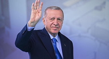 AKP'li Cumhurbaşkanı Erdoğan: 'Toplumun Kahir Ekseriyeti 'Terörsüz Türkiye' Sürecine Destek Veriyor'