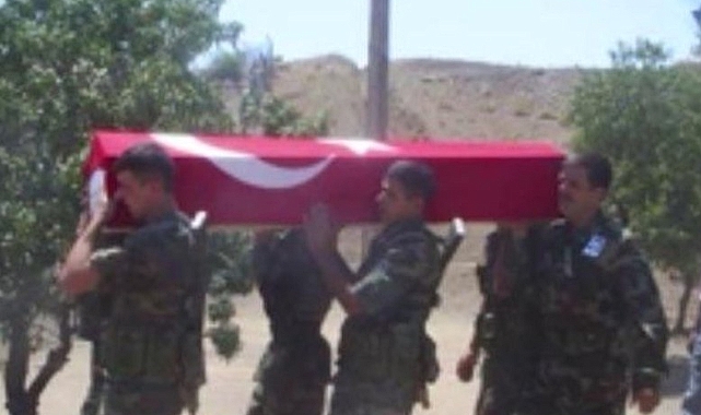 AKP'li Hulusi Akar, Bingöl'de Şehit Korucumuzun Evladını Azarlamış