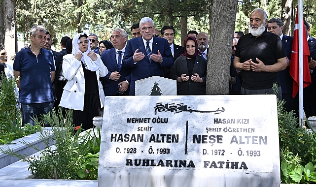 İYİ Parti Lideri Dervişoğlu, Şehit Öğretmen Neşe Alten'in Kabrini Ziyaret Etti: 'Unutanın Kanı Kurusun'
