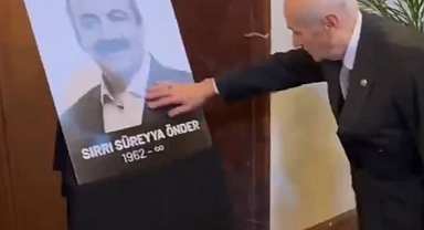 MHP lideri Devlet Bahçeli, Sırrı Süreyya'nın Taziyesine Katıldı