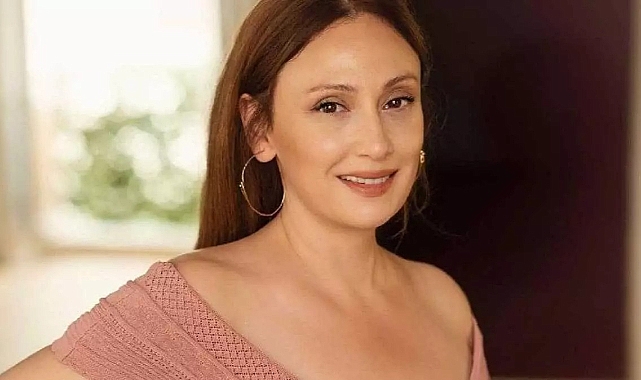 Ünlü Oyuncu Gülçin Santırcıoğlu'ndan Net Tavır: 'PKK Sempatizanlığı Solculuk Değildir'