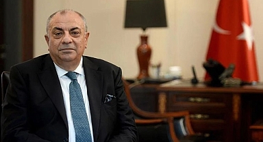 Tuğrul Türkeş'ten Bahçeli'ye Bayram Mesajı: 'Babamın Kabri Başında Olmaz'