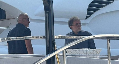 Turizm Bakanı Ersoy, Atina'daki Lüks Yatında 'Gazeteci' Ahmet Hakan'ı Ağırladı