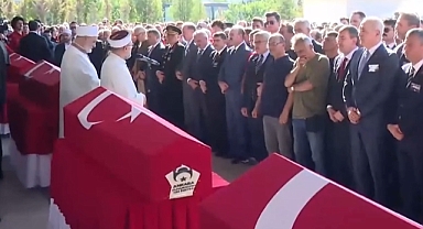 Eskişehir'deki Yangında Şehit Düşen Kahraman AKUT Görevlileri Gözyaşlarıyla Son Yolculuklarına Uğurlandı