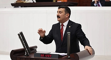 İYİ Partili Türkoğlu: 'Öcalan Denen Bebek Katili Ulus Meydanı'nda 12 Ayrı Sehpada Asılmadan Yüreklerimiz Soğumayacaktır'