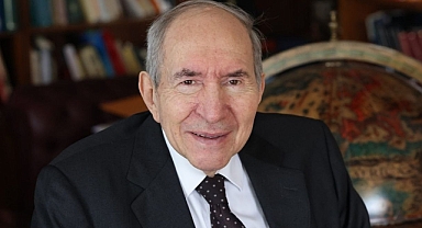 Türk Gazeteciliğinin Önemli İsimlerinden Altan Öymen Vefat Etti