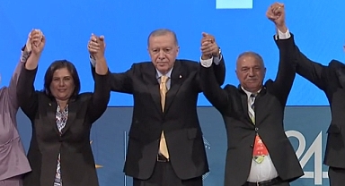 AKP Rozetiyle Gelen Finansman: Aydın Büyükşehir Belediyesi'ne 860 Milyonluk Kaynak ve 09 AAK Plakalı Hizmet Araçları 