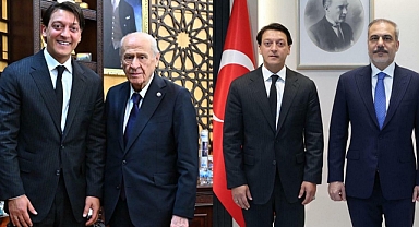Alman Milli Takımının Eski Oyuncusu Mesut Özil, Bahçeli ve Fidan'ı Ziyaret Etti 