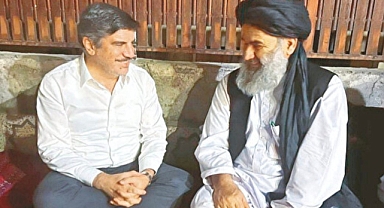 'Türk Diye Bir Irk Yok' Diyen AKP'li Yasin Aktay, Taliban'a Methiyeler Düzdü