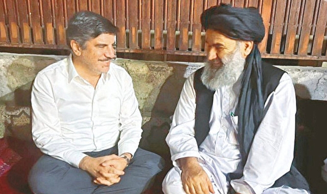 'Türk Diye Bir Irk Yok' Diyen AKP'li Yasin Aktay, Taliban'a Methiyeler Düzdü