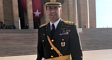 Emekli Kurmay Albay Orkun Özeller'den Türk Milletine Mektup