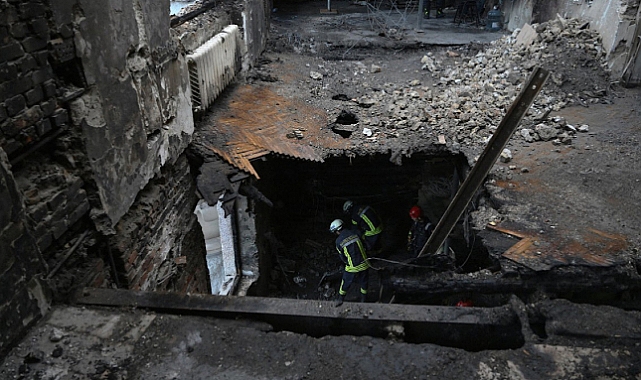İşgalci Rusya, Ukrayna'da Bir Köyü Bombaladı