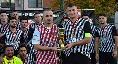 Makedonya’da Bir İlk: Üsküp 1911 Futbol Kulübü Cumhuriyet Kupası Şampiyonu Oldu