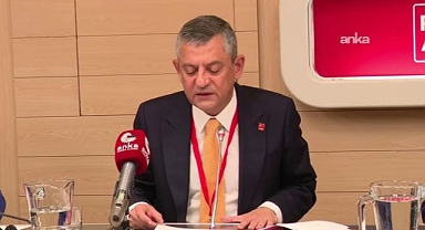 Özgür Özel Sosyalist Enternasyonal Toplantısında: 'Türkiye'de Sosyal Demokrasi Yükseliyor'