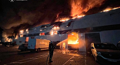 İşgalci Rus Ordusu Ukrayna'nın Enerji Altyapısını Hedef Aldı: En Az 9 Kişi Hayatını Kaybetti