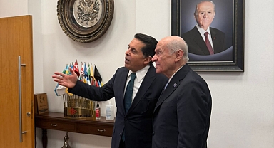 Bahçeli'yi Ziyaret Eden Ahmet Özer, 'İkinci Çözüm Sürecine' Özverili ve Samimi Katkıları İçin Teşekkür Etti