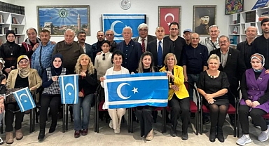 Antalya'da Irak Türklerinin Mücadelesi Konuşuldu: 'Kerkük'ün Hafızasını Yok Etmek İstediler'