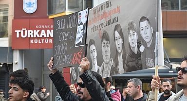 İzmir'de SSÇ Yürüyüşü: 'Bunlar Suça Sürüklenen Çocuk Değil, Bunlar Katil'