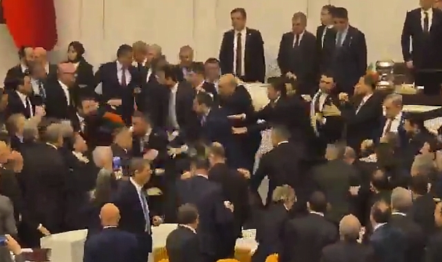 Meclis Yine Bildiğiniz Gibi: TBMM Genel Kurulu'nda Vekiller Kozlarını Paylaştı