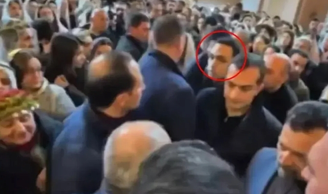 Ermenistan Başbakanı Paşinyan Kilisede Saldırıya Uğradı