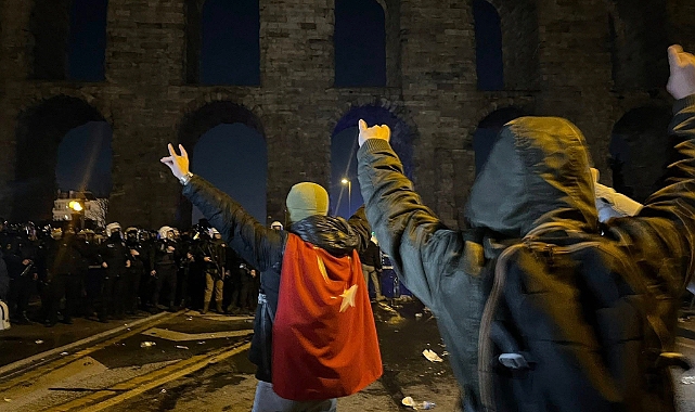 Saraçhane Protestolarına Katılan 139 Kişi Hakkında Beraat Kararı Verildi 

İstanbul 49. Asliye Ceza Mahkemesi, 139 kişinin 