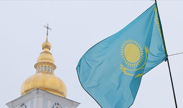 Kazakistan'da Ortalama Maaşlar Arttı: 2025 Sonu Verileri Açıklandı 

Kazakistan’da 2025 yılının dördüncü çeyreğine ilişkin ekonomik veriler, çalışan maaşlarında belirgin bir yükselişi ortaya koydu.