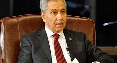 Bülent Arınç'tan Devlet Bahçeli'ye Mesaj: 'Bugün Apo'ya statü peşinde koşanlar önce bunu halletsinler.'