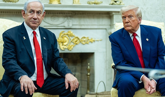 İsrail Başbakanı Netanyahu, Yargılandığı Davada İsrail Cumhurbaşkanı'ndan Af Talep Etti

Haaretz'in haberine göre, İsrail Başsavcısı Baharav-Miara, Cumhurbaşkanı Isaac Herzog'un uzlaşma çağrısına olumlu yanıt verdi.