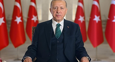 Erdoğan Tekrardan LGBT'li Bireyleri Hedef Aldı: 'LGBT gibi insan fıtratına aykırı sapkınlıklar genç zihinlere enjekte edilmeye çalışılıyor'