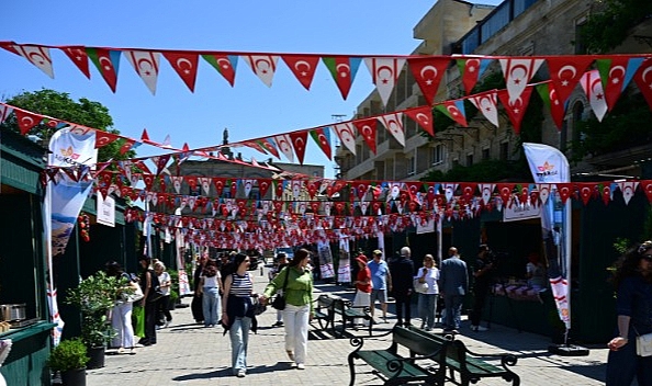 Kıbrıs Türkleri Bakü'de: Azerbaycan ile Ekonomik ve Kültürel İş Birliği Güçleniyor